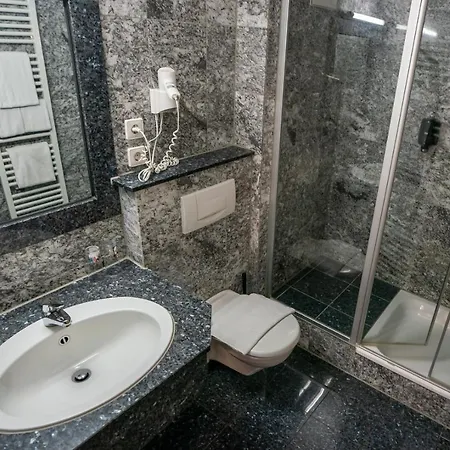 Hotel Hotel-gasthof Zur Linde Langenau