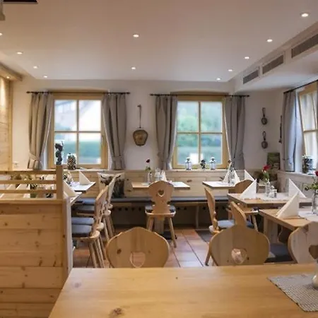 Hotel-gasthof Zur Linde Hotel Langenau